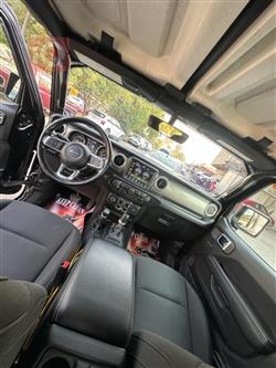 جیپ رانگلەر